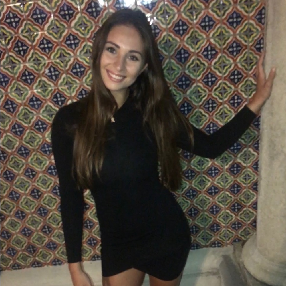 Meet your Posher, Roxann